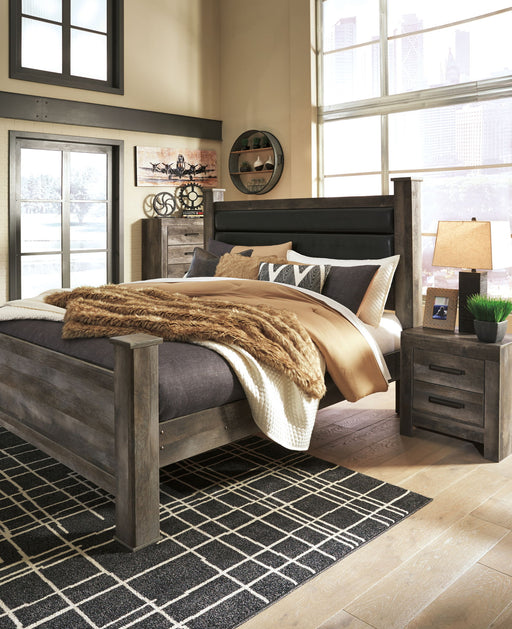 Wynnlow - Poster Bed - Tallahassee Discount Furniture (FL)