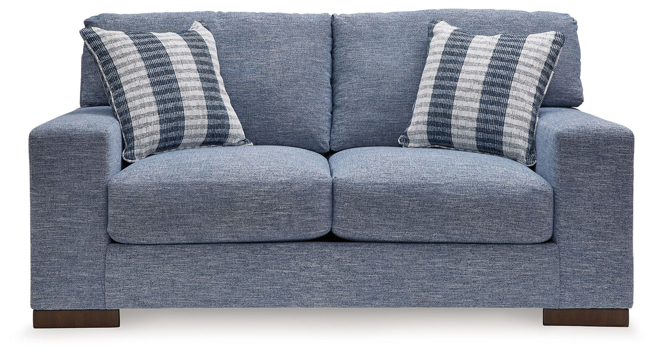 Belvoir - Loveseat