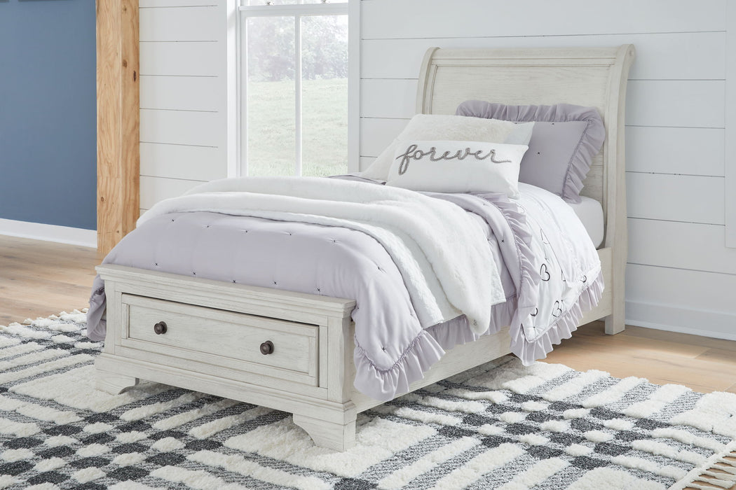Robbinsdale - Sleigh Bed - Tallahassee Discount Furniture (FL)