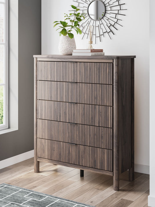 Pamytta - Brown - Five Drawer Wide Chest - Tallahassee Discount Furniture (FL)