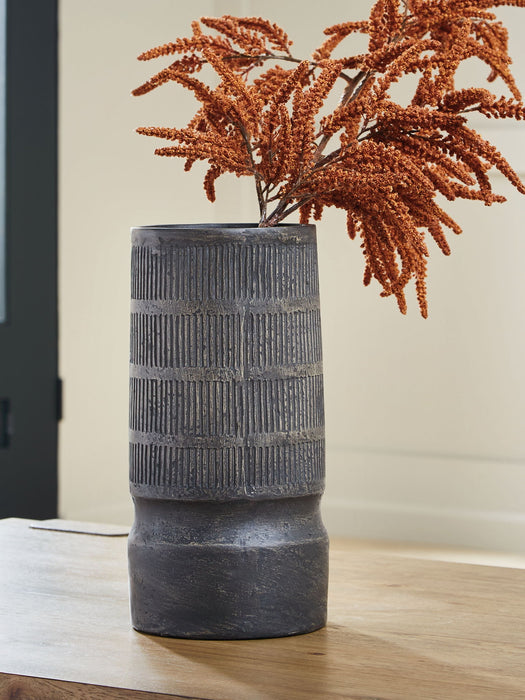 Beninworth - Vase - Tallahassee Discount Furniture (FL)