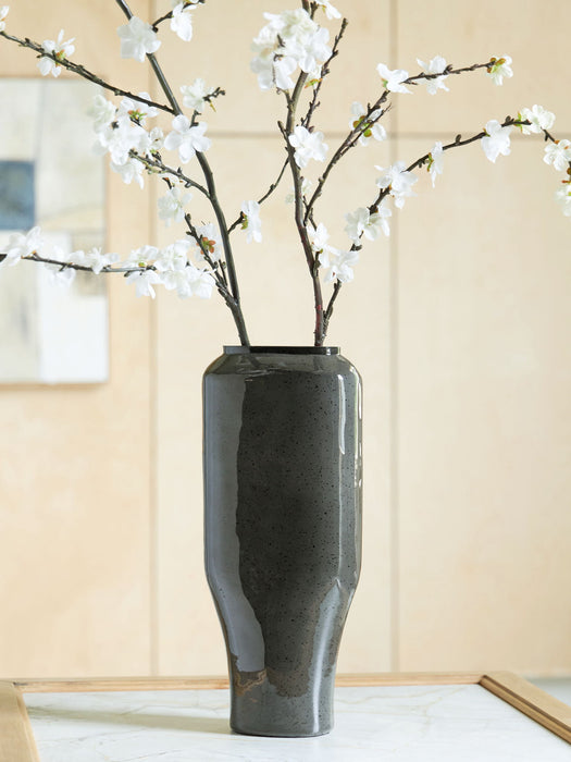 Kierlain - Vase - Tallahassee Discount Furniture (FL)