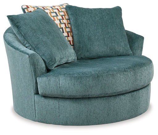 Laylabrook - Oversized Swivel Accent Chair - Tallahassee Discount Furniture (FL)