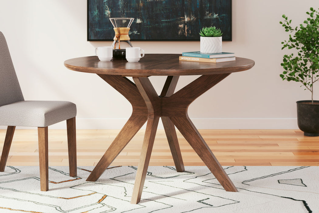 Lyncott - Dining Room Table Set - Tallahassee Discount Furniture (FL)
