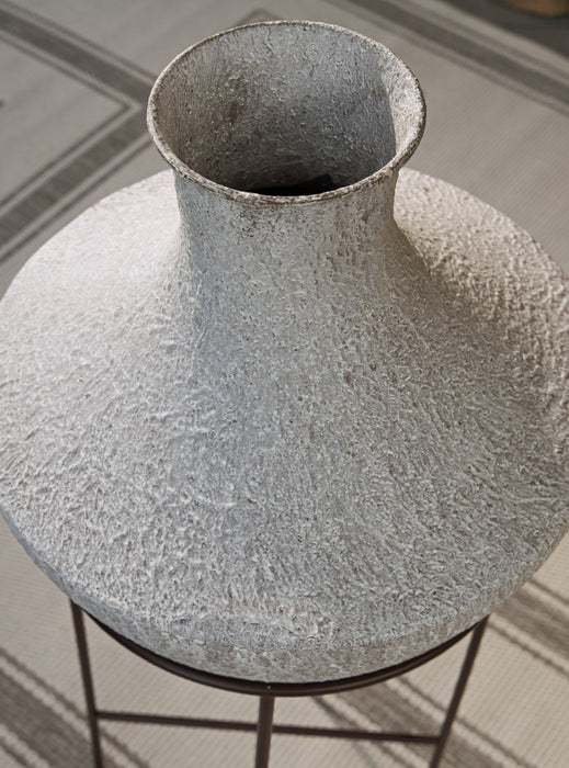 Estonbank - Vase - Tallahassee Discount Furniture (FL)