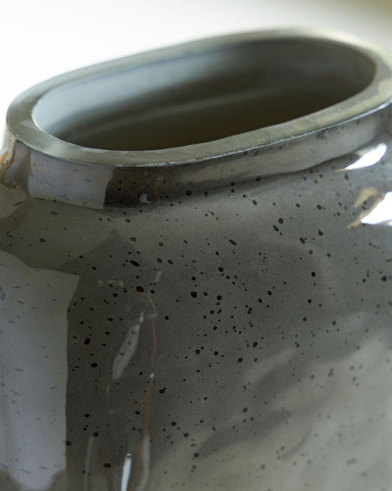 Kierlain - Vase - Tallahassee Discount Furniture (FL)