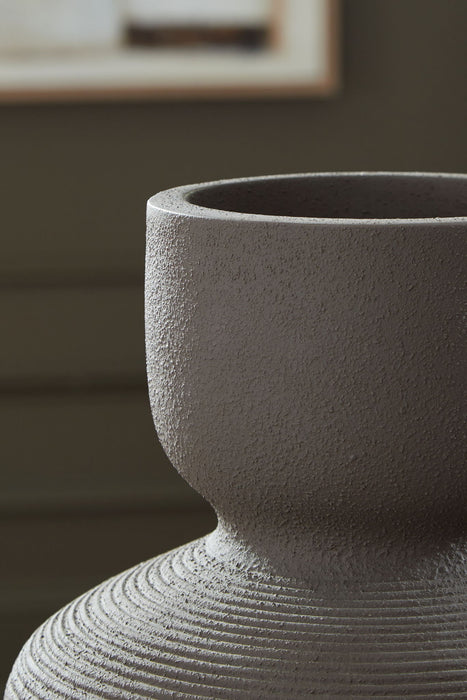 Dalsen - Vase - Tallahassee Discount Furniture (FL)