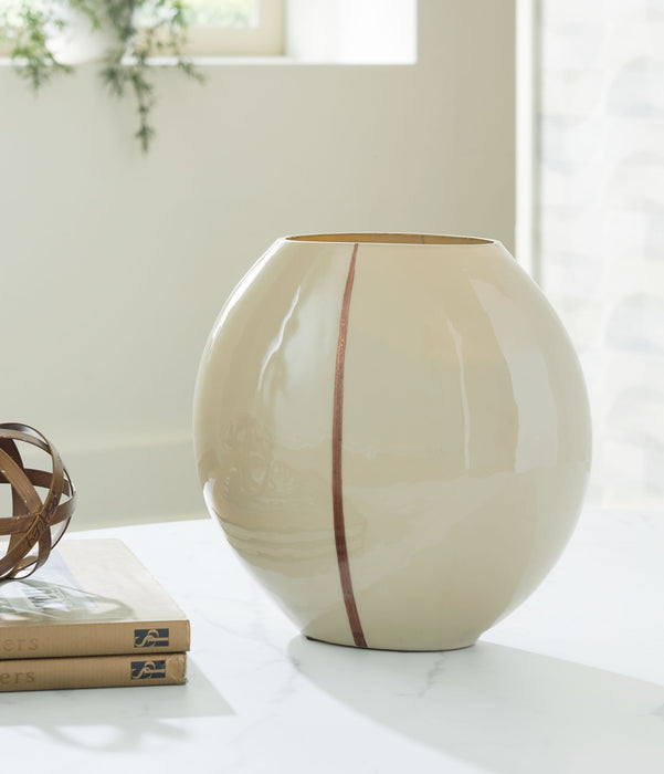 Sheabourne - Vase - Tallahassee Discount Furniture (FL)