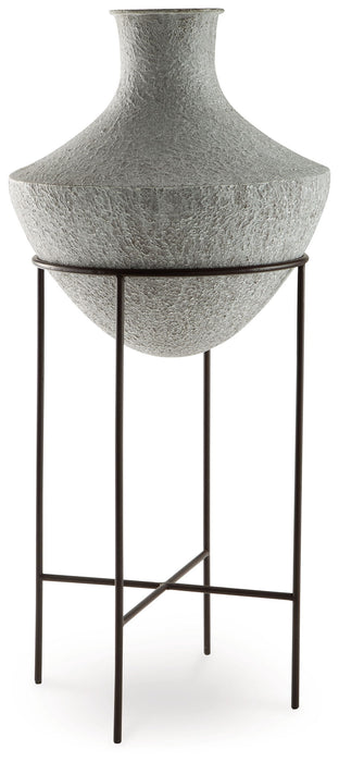 Estonbank - Vase - Tallahassee Discount Furniture (FL)