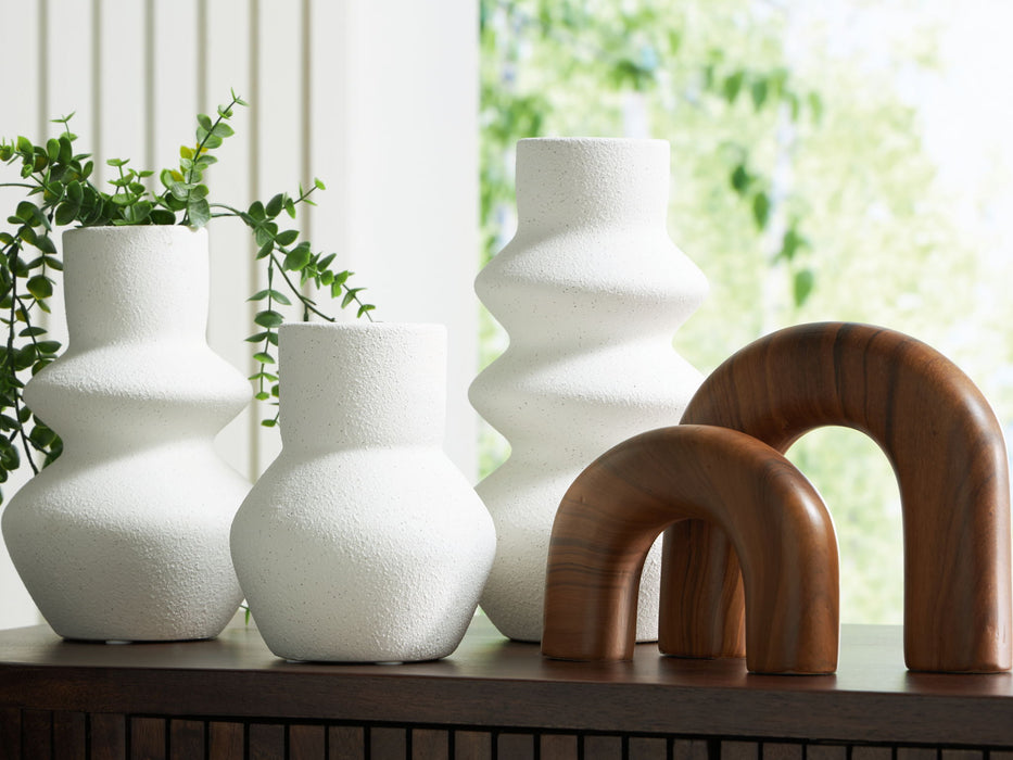 Carterworth - White / Brown - Accessory Set (Set of 5) - Tallahassee Discount Furniture (FL)