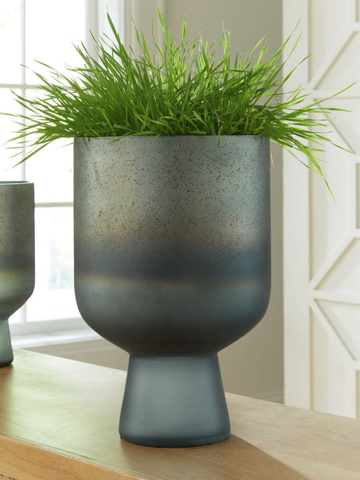 Pennmore - Vase - Tallahassee Discount Furniture (FL)