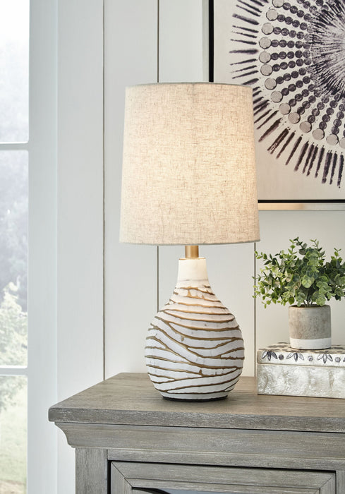 Aleela - Metal Table Lamp  - White / Gold Finish - Tallahassee Discount Furniture (FL)