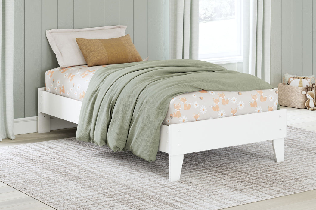 Hallityn - Platform Bed - Tallahassee Discount Furniture (FL)