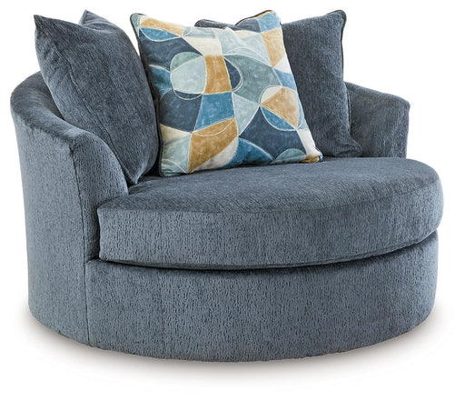 Maxon Place - Oversized Swivel Accent Chair - Tallahassee Discount Furniture (FL)