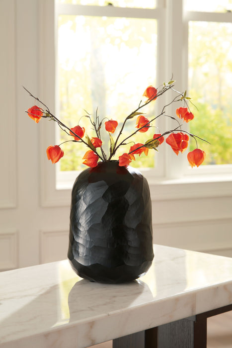 Ryanford - Vase - Tallahassee Discount Furniture (FL)