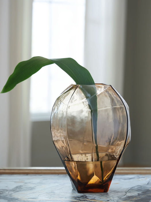 Ewart - Vase - Tallahassee Discount Furniture (FL)