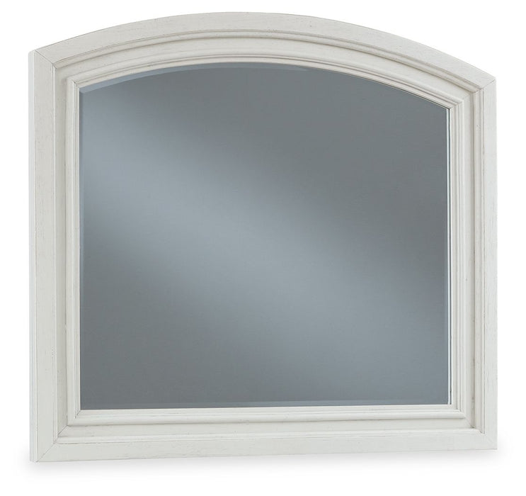 Robbinsdale - Dresser, Mirror - Antique White - Tallahassee Discount Furniture (FL)
