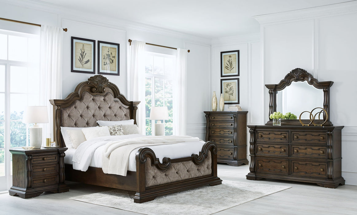 Maylee - Upholstered Bedroom Set - Tallahassee Discount Furniture (FL)