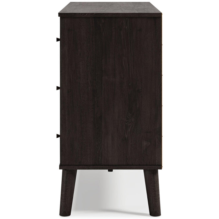 Piperton Dresser - Tallahassee Discount Furniture (FL)