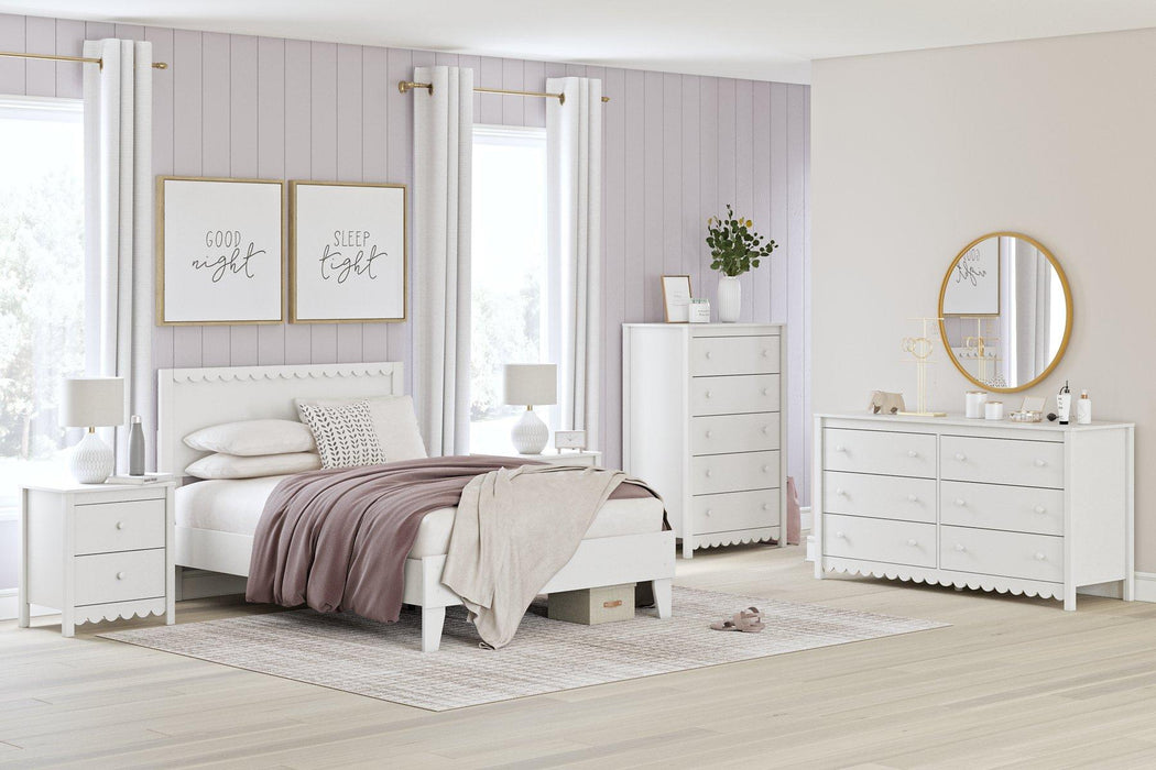 Hallityn Dresser - Tallahassee Discount Furniture (FL)