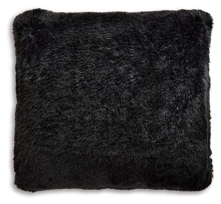 Gariland - Faux Fur Pillow - Tallahassee Discount Furniture (FL)