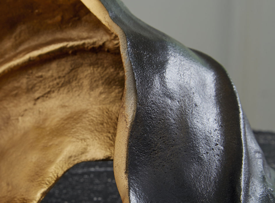 Melinda - Sculpture - Black / Gold Finish - Tallahassee Discount Furniture (FL)