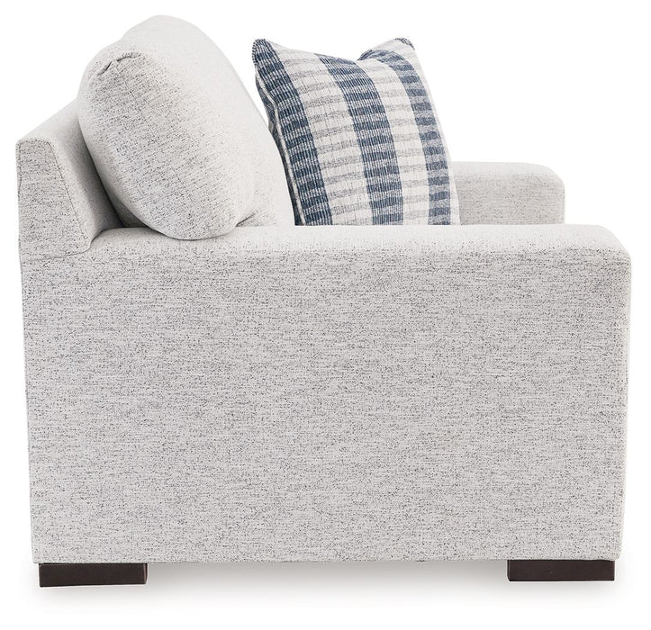 Belvoir - Chair And A Half
