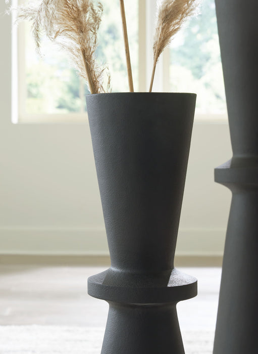 Collisten - Vase - Tallahassee Discount Furniture (FL)