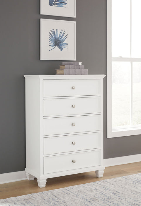 Fortman - White - Five Drawer Chest - Tallahassee Discount Furniture (FL)