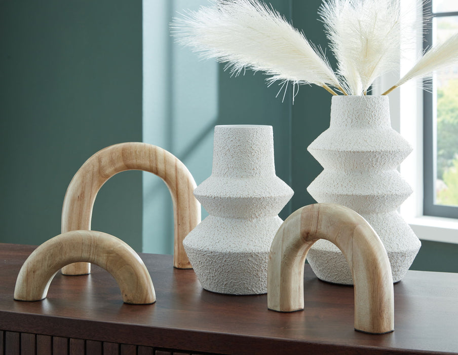 Maddwarth - White / Natural Brown - Accessory Set (Set of 5) - Tallahassee Discount Furniture (FL)