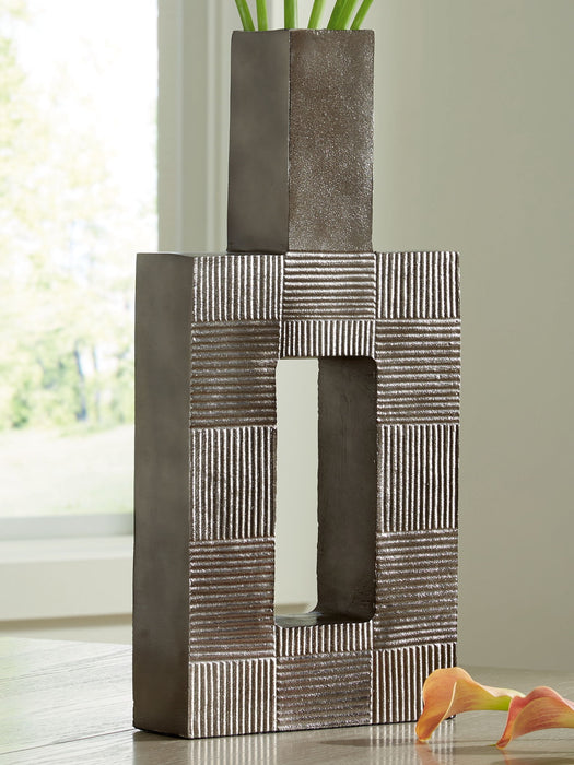 Wrengrove - Vase - Tallahassee Discount Furniture (FL)