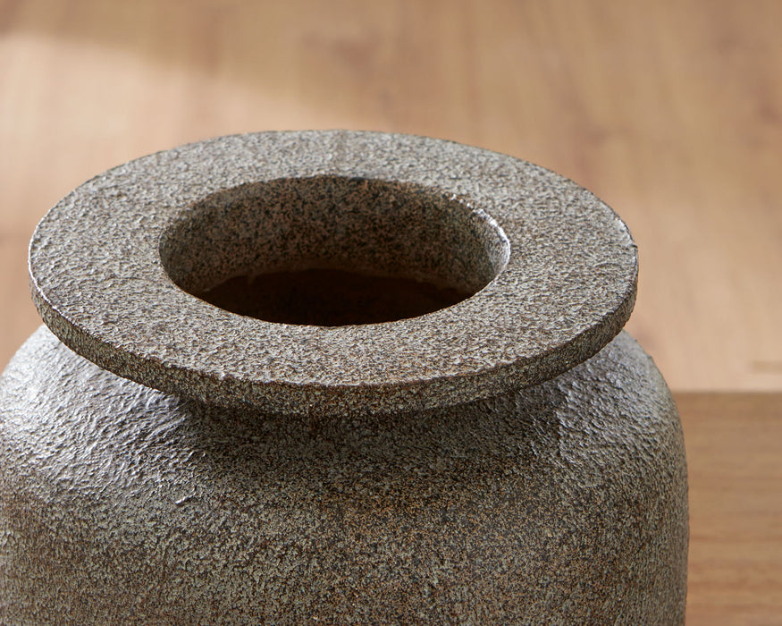 Jedwick - Vase - Tallahassee Discount Furniture (FL)