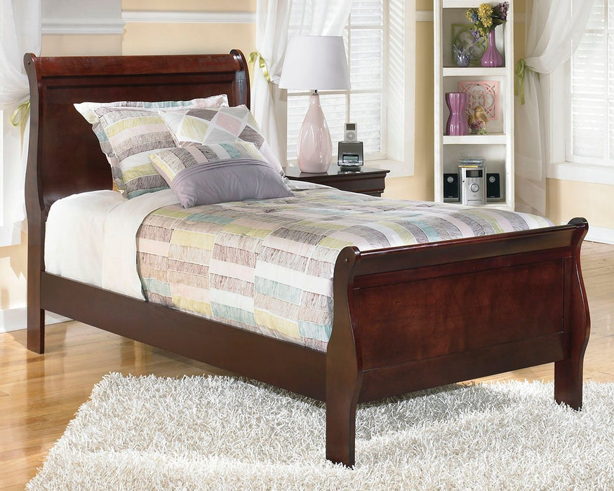 Alisdair - Sleigh Bed - Tallahassee Discount Furniture (FL)