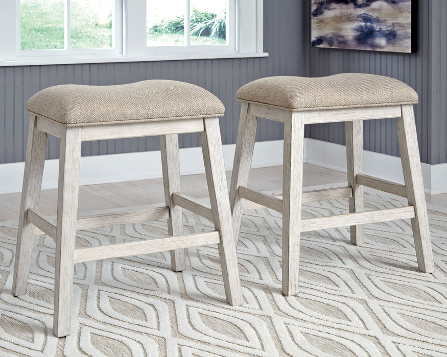 Skempton - Upholstered Stool (Set of 2) - White - Tallahassee Discount Furniture (FL)