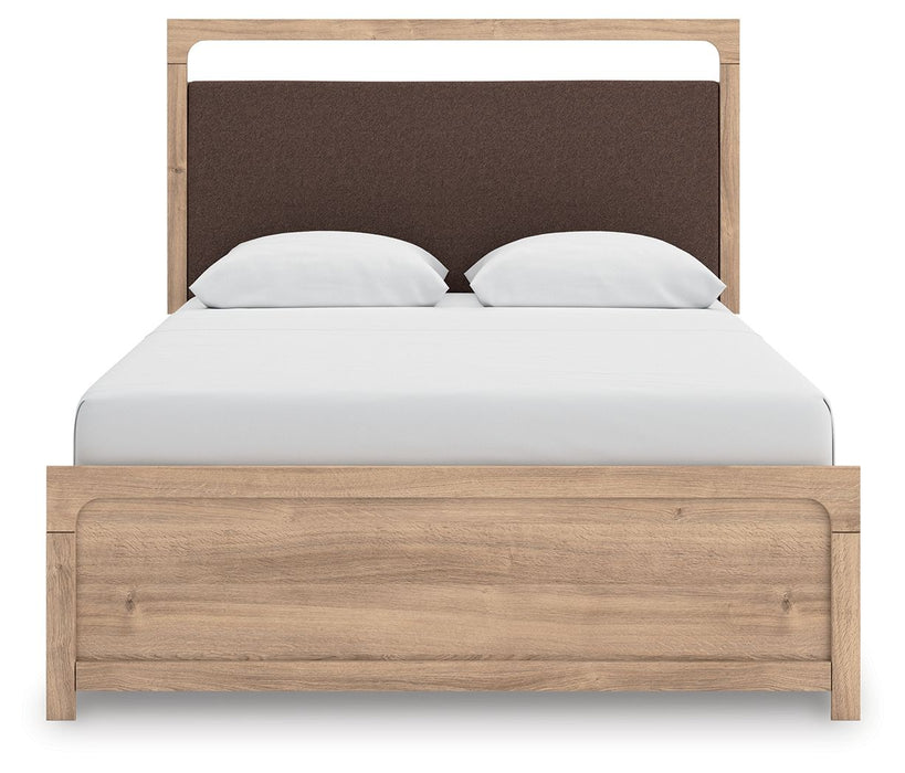 Kinlanni - Upholstered Platform Bed - Tallahassee Discount Furniture (FL)